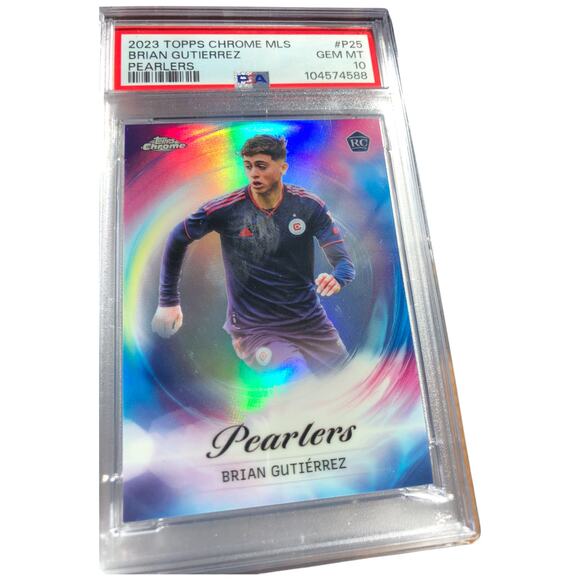 2023 Topps Chrome MLS Pearlers #P-25 Brian Gutiérrez Chicago Fire PSA10 Gm-Mt - Picture 5 of 7
